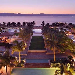 Moevenpick & Tala Bay אתר נופש